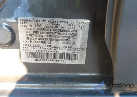 2024 Nissan Versa 1.6 S z USA, uszkodzony, nr VIN 3N1CN8DV3RL924485